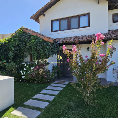 Los Montes / Piedra Roja